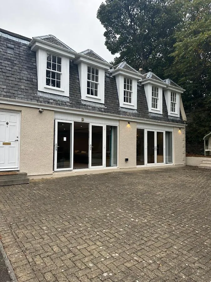 Cameron Coach House Modern Property In Murrayfield Edinburgh Birleşik Krallık