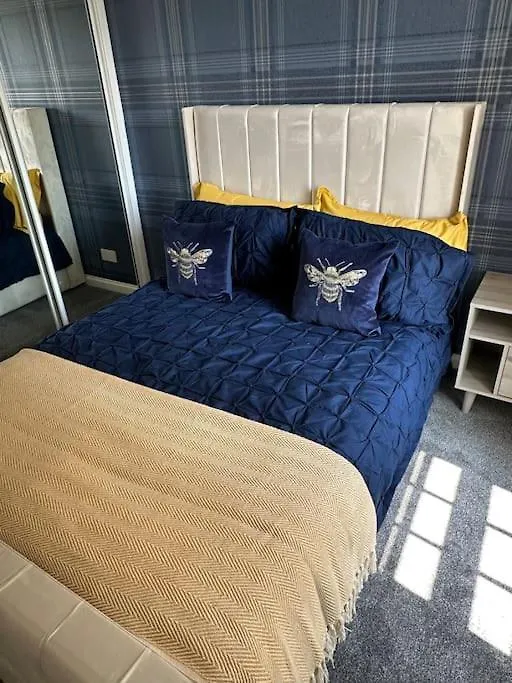 Cameron Coach House Modern Property In Murrayfield Edinburgh 0*,  Birleşik Krallık