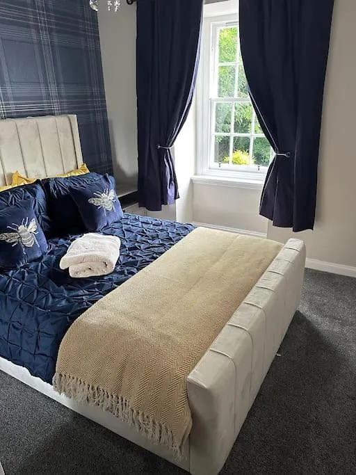 Cameron Coach House Modern Property In Murrayfield Edinburgh Tatil Evi